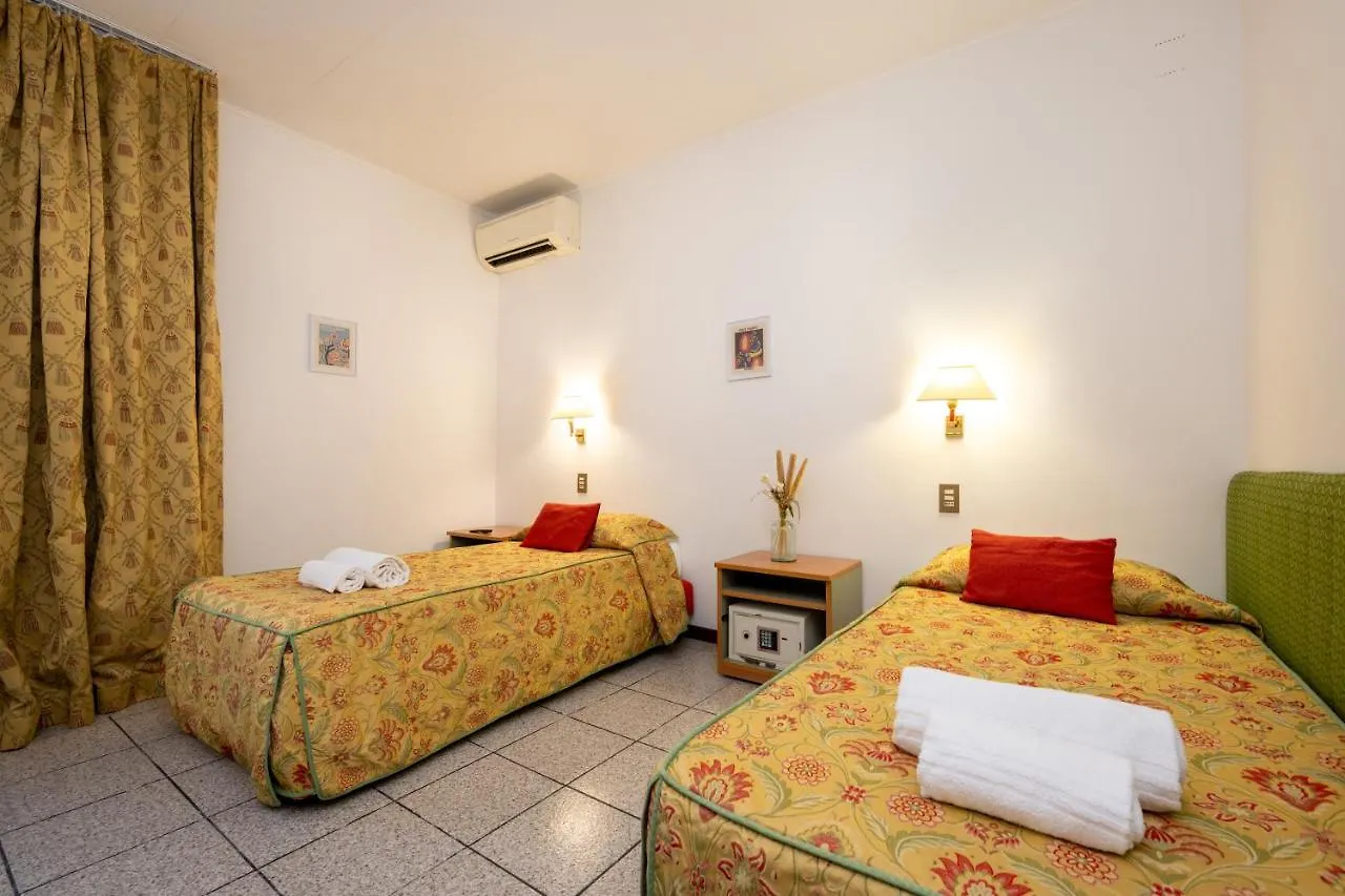 Camelia Rooms Venice Guesthouse Mestre 0*,