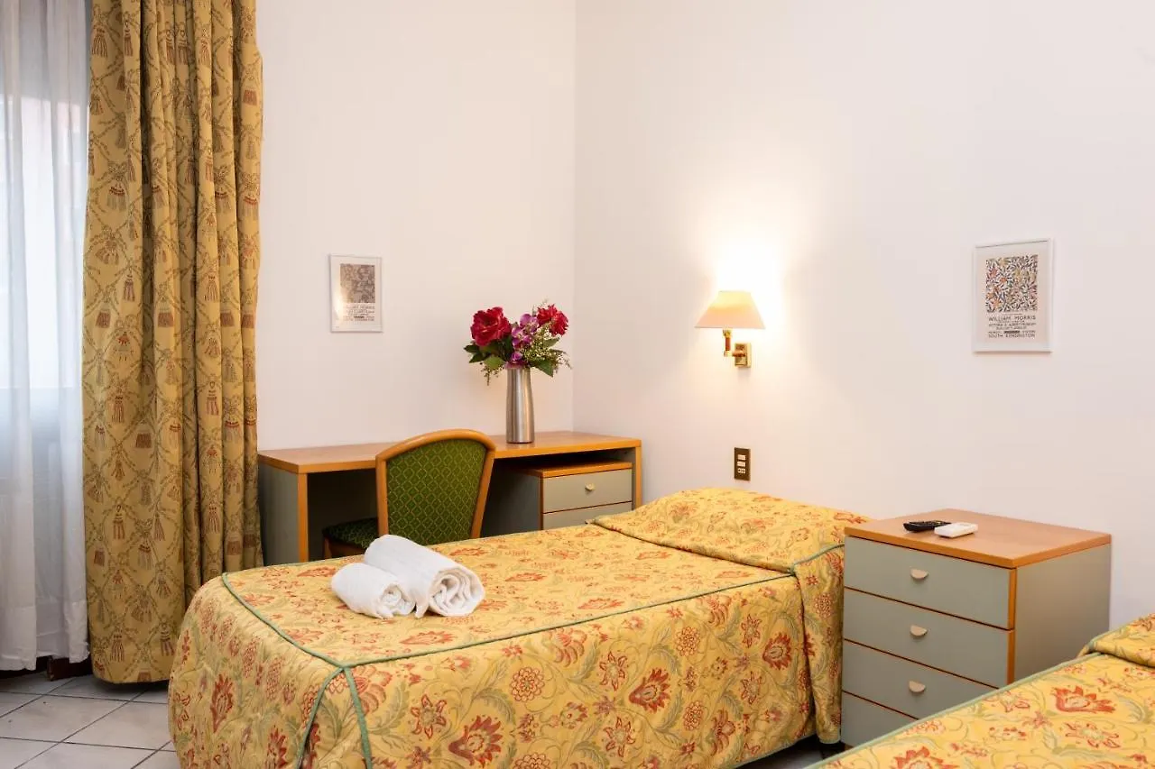 Camelia Rooms Venice Guesthouse Mestre Italia